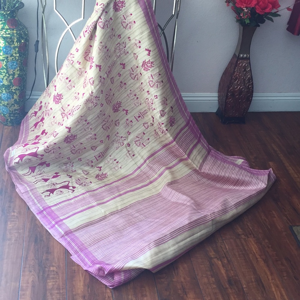 Saree - Picture 2 of 2